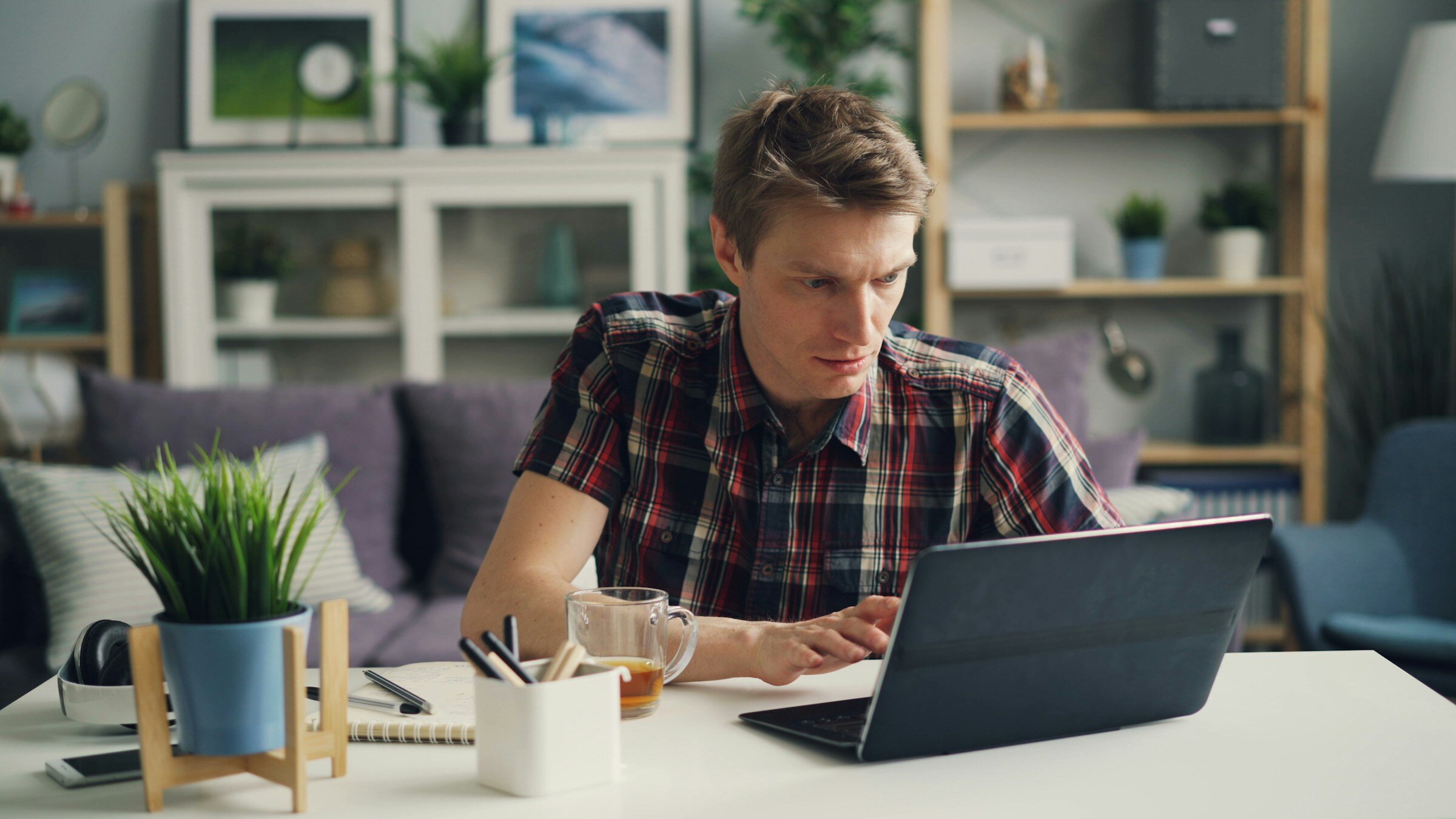 man focused on work - Front End Observability